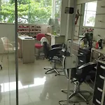 LOFT com garagem e piscina Prédio frente MAR